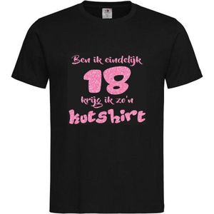T-shirt Unisex Volwassenen Lol - carnaval - kermis - feestje - grappig - verjaardag Tekst ""Ben ik eindelijk 18 krijg ik zo'n kutshirt"" Op Voorkant | korte mouw | Zwart/Roze GLITTER | maat S