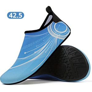 Livano Waterschoenen Voor Kinderen & Volwassenen - Aqua Shoes - Aquaschoenen - Afzwemschoenen - Zwemles Schoenen - Hemelsblauw - Maat 42.5