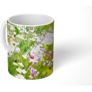 Mok - Koffiemok - Bloemen - Natuur - Groen - Gras - Paars - Wit - Mokken - 350 ML - Beker - Koffiemokken - Theemok