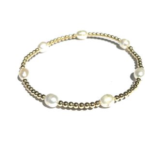 CLAUDIA JEWELLERY | Handgemaakte, tijdloze armband 14kt verguld met Multicolor bollen | Verkleurt niet | Elastisch, geen slotje | Ideaal om te combineren | Cadeautip