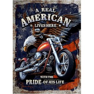 Motorcycle A Real American Lives Here Metalen Bord Met Reliëf - 43 x 31 cm