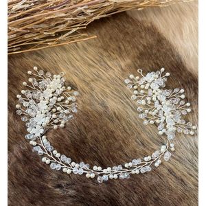 haarband bruid - diadeem-bruidsaccessoires-haarstreng-handgemaakte haaraccessoires-ivoorkleur-steentjes kristallen-bruiloft-trouwfeest-bruidsmeisje-fotoshoot