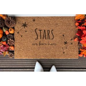 Stars Are Born Here | 60x40 cm | Nieuwe huis cadeau | Ingangsmat | Deurmat met stijl | Verhuizing cadeau | Praktisch & trendy | Perfect voor binnenkomst | Cadeau voor nieuwe woning