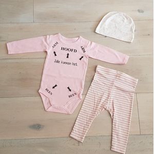 Baby Meisjes cadeau geboorte Setje 3-delig  newborn | maat 62-68 | roze mutsje beertje roze broekje streep en roze romper lange mouw met tekst zwart jullie kunnen het | Bodysuit | Huispakje | Kraamkado | Gift Set