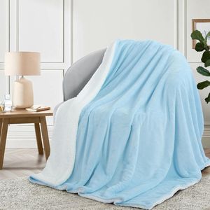 Dikke, gezellige pluizige deken, blauw, extra warme dekens voor de winter, bankdeken, 130 x 150 cm, kleine woonkamerdeken, gemaakt van hoogwaardig sherpafleece, zachte lichtblauwe deken