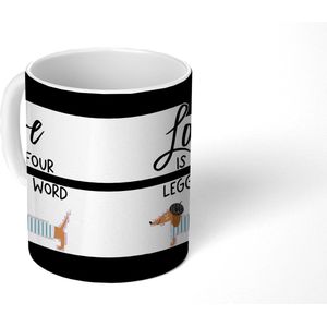 Mok - Koffiemok - Quotes - Love is a four legged word - Spreuken - Honden - Mokken - 350 ML - Beker - Koffiemokken - Theemok - Mok met tekst