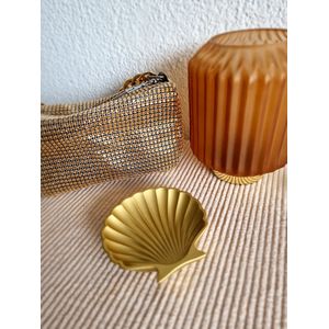 Gold shell
