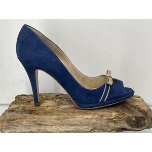 Peter Kaiser Carlotti 95 Maat 40 / UK 6,5 Azur Blauwe suede pumps damesschoenen