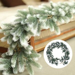 Guirlande - Kerst guirlande - Kerstguirlande - Kerstslinger - Deurkrans - Dennenslinger - Kerstslinger - Dennentak - 180 cm - Groen - Wit - 1 stuk