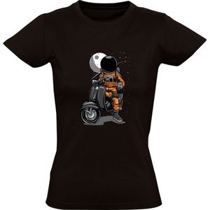 Astronaut op een scooter Dames T-shirt | ruimte | space | ruimtevaarder | ruimteschip | maan | Zwart
