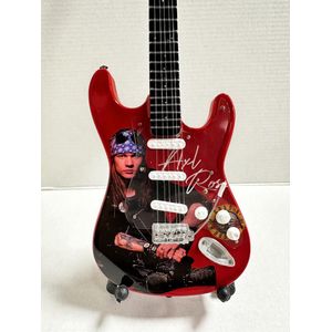 Miniatuur Gitaar Axl Rose Guns N Roses 25 cm Miniature- Guitar-Mini -Guitar- Collectables-decoratie -gitaar-Gift--Kado- miniatuur- instrument-Cadeau-verjaardag