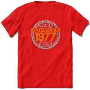 1977 Limited Edition Ring T-Shirt | Zilver - Goud | Grappig Verjaardag en Feest Cadeau Shirt | Dames - Heren - Unisex | Tshirt Kleding Kado | - Rood - S