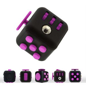 Kwalitatieve Fidget Cube / FriemelKubus | Anti Stress Speelgoed | Fidget Toy - Zwart-Roze - AWR