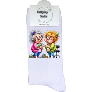 Liefste Oma - Grappige sokken - Origineel cadeau - Verjaardag cadeau - Sint cadeau - Leuke sokken - Casino - Vrolijke sokken - Grappig cadeau - Pensioen cadeau - Kerstcadeau - Vaderdag - Moederdag - Oma - Vriendinnen - Socks maken Happy - 37-44