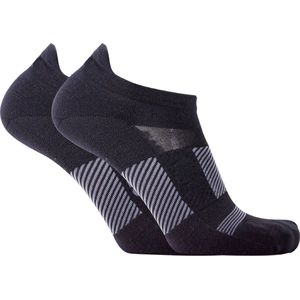 OS1st TA4 thin air compressie sneakersokken maat M (39-43.5) – zwart – sportsokken – verkoelend – temperatuurregulerend - naadloos – voorkomt blaren – verbeterd de doorbloeding