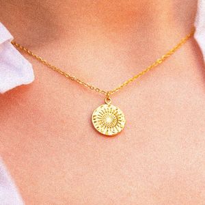 Ava & Imber Ray of Sun Ketting Goud | Waterproof Schakelketting met Gouden Zon Hanger