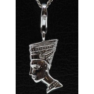 Zilveren Nefertiti hanger én bedel