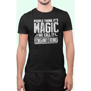 Rick & Rich - T-Shirt People Think It's Magic - T-Shirt Electrician - T-Shirt Engineer - Zwart Shirt - T-shirt met opdruk - Shirt met ronde hals - T-shirt met quote - T-shirt Man - T-shirt met ronde hals - T-shirt maat 3XL
