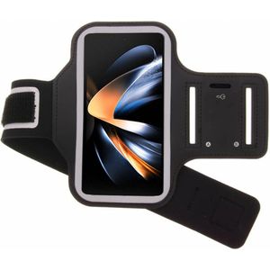 Hoesje Geschikt Voor Samsung Galaxy Z Fold 4 hardloop armband - Sportband - hoesje - zwart