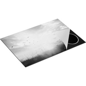 Chefcare Inductie Beschermer Silhouet Vogels tijdens Zonsopkomst - Zwart Wit - 76x51,5 cm - Afdekplaat Inductie - Kookplaat Beschermer - Inductie Mat
