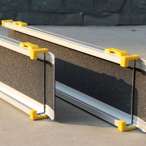 Telescopische oprijgoten met griptape – 122 cm
