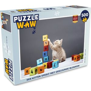 Puzzel Een kitten speelt met gekleurde blokken - Legpuzzel - Puzzel 500 stukjes