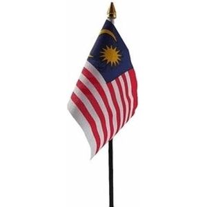 Maleisie mini vlaggetje op stok 10 x 15 cm
