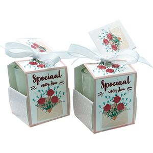 Wenskaarsje met bedeltje - Speciaal Voor Jou - Geurkaarsje in geschenkdoosje - met labeltje - vanille - sojawax
