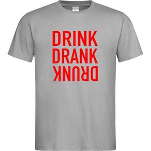 Grijs Fun T-Shirt met “ Drink. Drank, Drunk “ print Rood  Size M