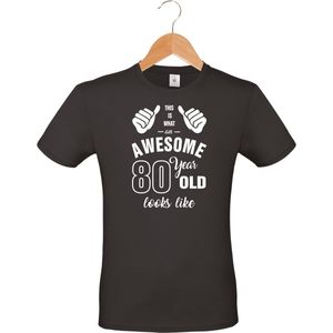 Awesome 80 year - 80 jaar cadeau - unisex T-shirt - verjaardag - zwart - maat L