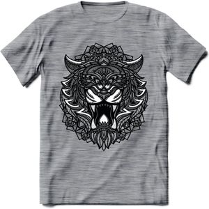 Tijger - Dieren Mandala T-Shirt | Grijs | Grappig Verjaardag Zentangle Dierenkop Cadeau Shirt | Dames - Heren - Unisex | Wildlife Tshirt Kleding Kado | - Donker Grijs - Gemaleerd - M