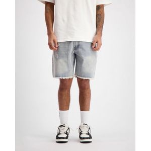 CUT OFF DENIM SHORTS