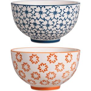 Schaal Kristina oranje en saffierblauw keramiek set van 2 van Bloomingville. Schalen set