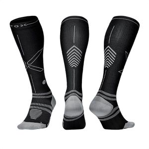 STOX Energy Socks - 3 Pack Sportsokken voor Mannen - Premium Compressiesokken - Kleuren: Blauw/Grijs,Donkerblauw/Geel en Zwart/Grijs - Maat: Medium - 3 Paar - Voordeel - Mt 40-44