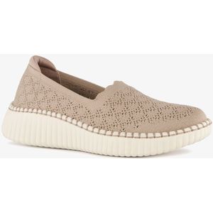 Skechers Wilshire Blvd dames instappers beige - Maat 37 - Uitneembare zool
