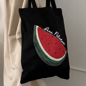 Schoudertas Free Palestine - Shopper Palestina - Boodschappentas - Dit is geen Watermeloen - Gaza - 40x35 cm - Katoenen tas - Fruit Patroon - Zwart