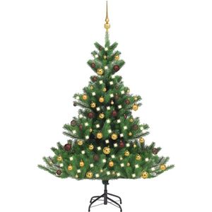 The Living Store Kerstboom Nordmann - Kunstkerstboom 120 cm - Levensecht - Met LED-verlichting - Inclusief kerstballen en piek