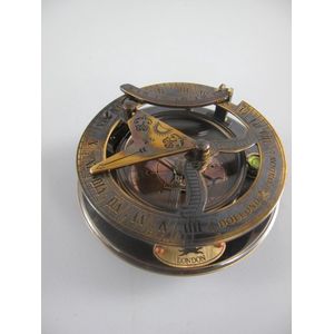Kompas - Gepolijst messing - Nautische decoratie - 6 cm hoog