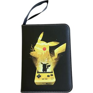 Pokémon map - Pokémon kaarthouder - Pokémon Verzamelmap - Pikachu - Pokémon map voor kaarten - Pokémon binder - 200 kaarten - Verzamelmap kaarten - 4 Pocket - A5 Formaat - 50 Pagina's - Zacht, kwalitatief, kindvriendelijk, Vuil en Waterafstotend