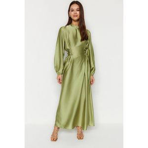 Trendyol Brits Satijnen Avondjurk Met Blauwe Taille Tctss23Db00037