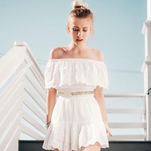 Skinny Leren Riem voor Vrouwen: Dunne Taille Riem met Metalen Gesp voor Jurken, Jeans en Pantalons (Champagne)