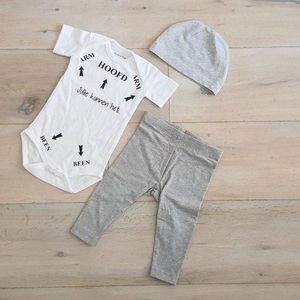 Baby cadeau geboorte unisex jongen of Meisje Setje 3-delig newborn | maat 50-56 | grijs mutsje en broekje en romper korte mouw wit met zwarte tekst  jullie kunnen het | Bodysuit | pakje | Kraamcadeau