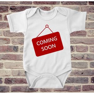 Soft Touch Rompertje met tekst - coming soon bord | Baby rompertje met leuke tekst | | kraamcadeau | 0 tot 3 maanden | GRATIS verzending