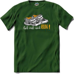 Get Out And Run! | Hardlopen - Rennen - Sporten - T-Shirt - Unisex - Bottle Groen - Maat 4XL