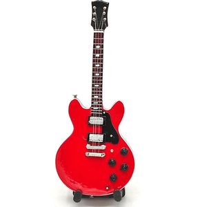 miniatuur gitaar Chuck Berry 15cm Miniture- Guitar-Mini -Guitar- Collectables-decoratie -gitaar-Gift--Kado- miniatuur- instrument-Cadeau-verjaardag