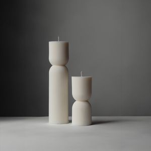 VIOLETSTON Pillar Kaars | Handgemaakte in Nederland | 100% Sojawas | Natuurlijke product | Decoratieve kaarsen | Elegante kaars | Set van 2 | Cadeauset | Vegan | Figuurkaarsen