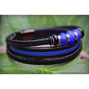 Urn-Crematie-as heren PU lederen armband-Handgemaakt-Sieraad wordt voor u op maat gemaakt!- Zwart/Blauw Lederen heren armband met crematie-as verwerkt in bedel van glas-gekernd-Herdenkingssieraad-Herinneringsarmband-Assieraad-Heren sieraad-As armband