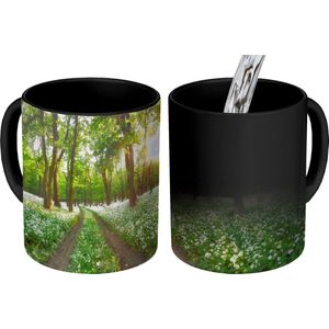 Magische Mok - Foto op Warmte Mokken - Koffiemok - Bos - Bloemen - Lente - Magic Mok - Beker - 350 ML - Theemok