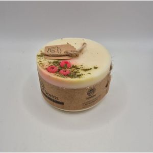 Geurkaars Beauty Scents - Aardbei - Luxe geurkaars - Sojawas - geurkaarsen geschenkset - geurkaarsen rituals - Geurstokjes - Trendy