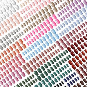 Middelgrote Ballerina Kunstnagels - 624 Stuks Volledige Dekking en Effen Kleuren